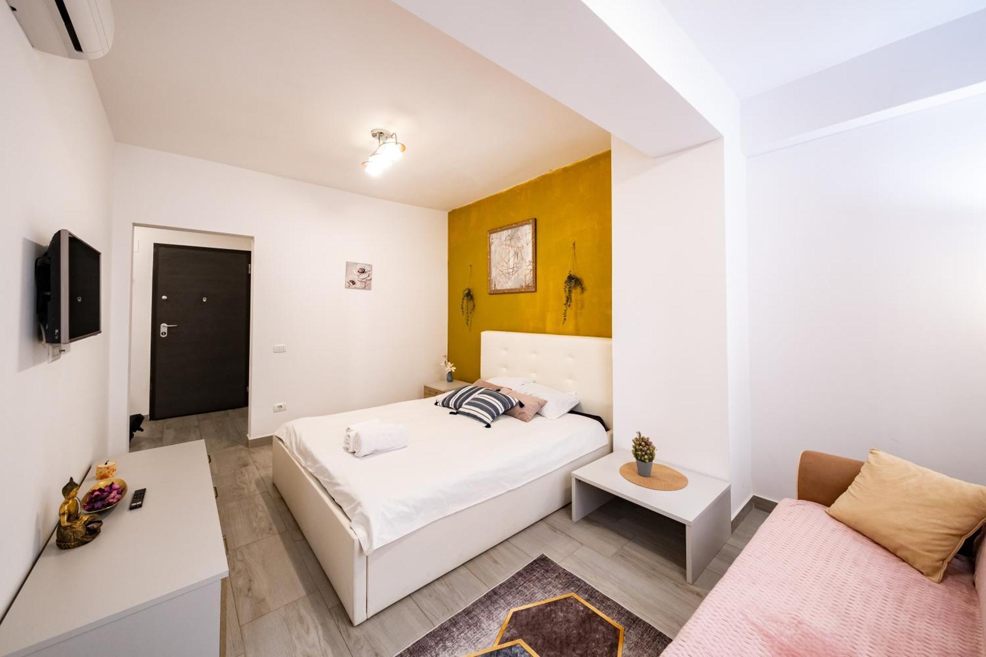 The Golden Studio - With Free Gym บูคาเรสต์ ภายนอก รูปภาพ