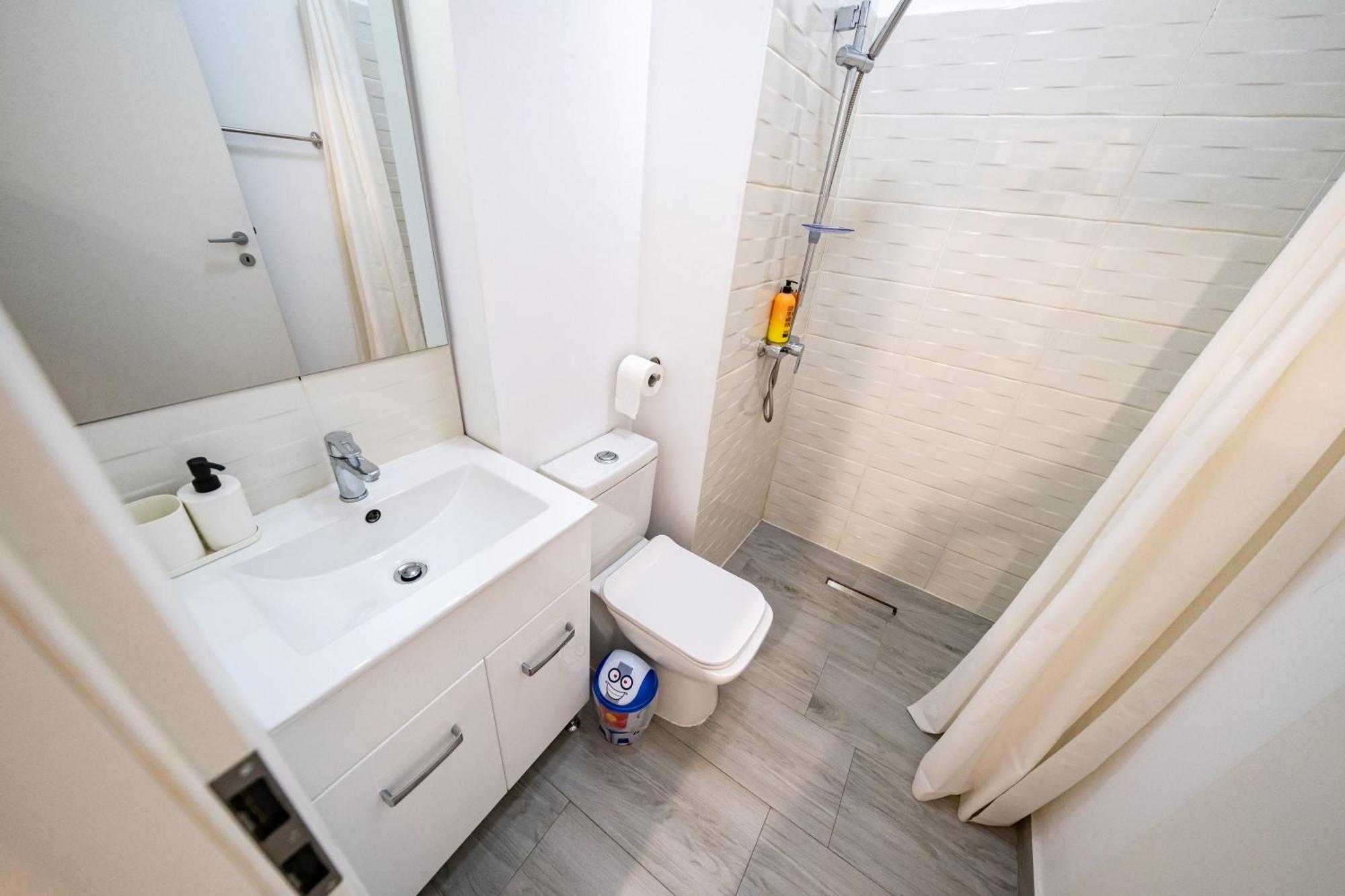 The Golden Studio - With Free Gym บูคาเรสต์ ภายนอก รูปภาพ