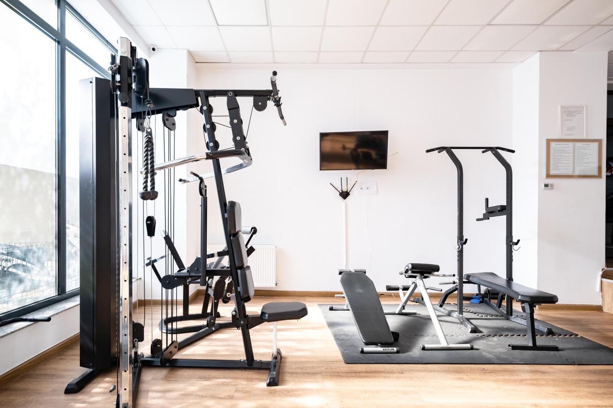 The Golden Studio - With Free Gym บูคาเรสต์ ภายนอก รูปภาพ